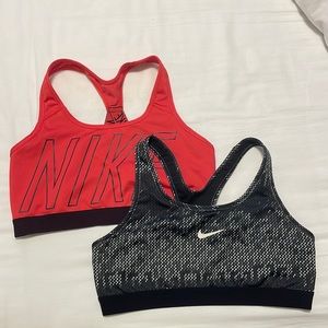 2 Nike Large Sports Bra